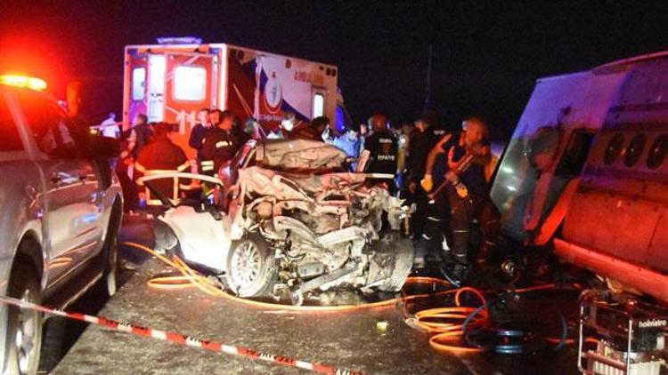 Son dakika... Sivas’ta yolcu otobüsü otomobille çarpıştı: 1 ölü, 16 yaralı