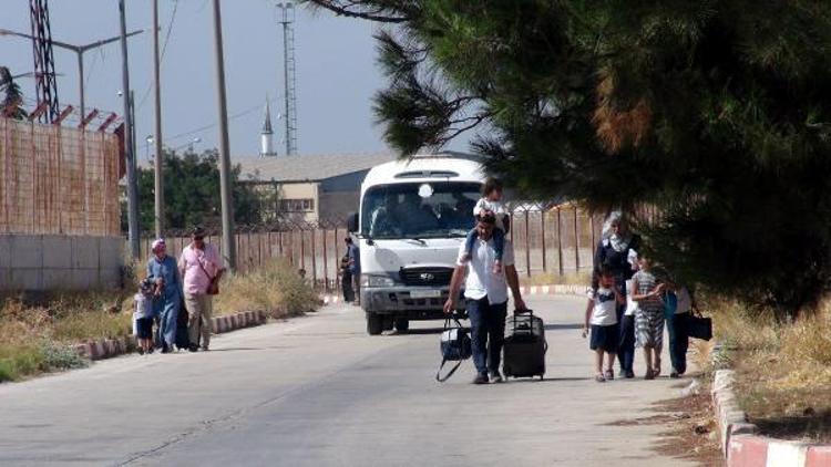 Bayramı ülkelerinde geçiren Suriyelilerin dönüşü sürüyor