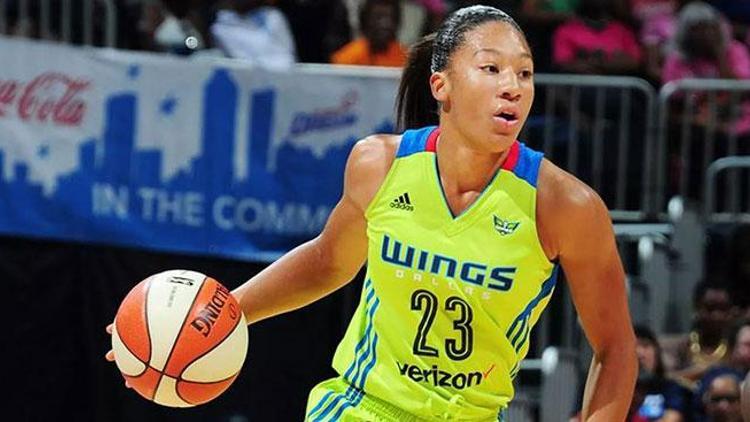 Fenerbahçe Kadın Basketbol Takımı, ABDli oyuncu Powersı renklerine bağladı