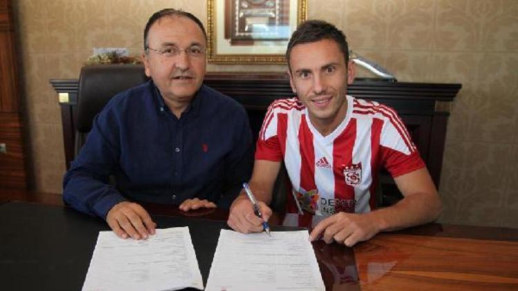 Demir Grup Sivasspor Sergiy Rybalkayla imzaladı