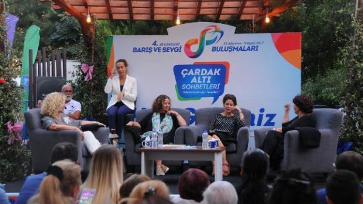 Ayşenur Arslan:“Cumhuriyet kadını olmanın iltifat ya da hakaret sayıldığı bir ülkedeyiz”