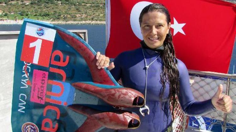 Derya Candan serbest dalışta 2nci Türkiye rekoru