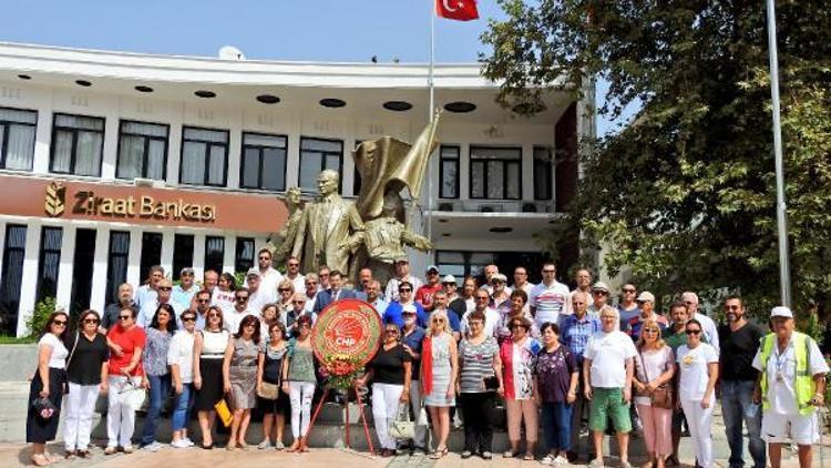 Çeşmede CHPliler, Kocaoğluna sahip çıktı