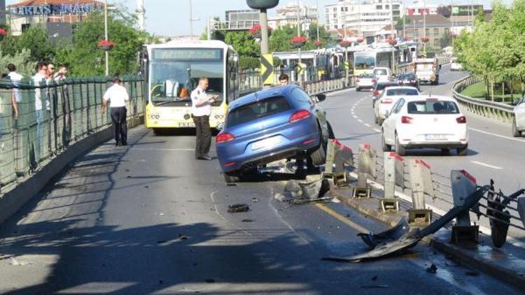 Metrobüs yollarına yeni bariyerler yerleştirme çalışmalarında sona yaklaşıldı