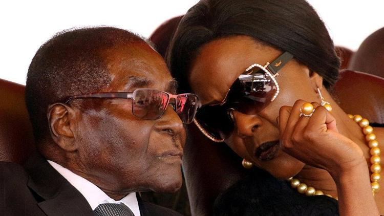 Genç kızı dövdüğü iddia edilen Zimbabwe First Ladysi: Esas o bana bıçakla saldırdı
