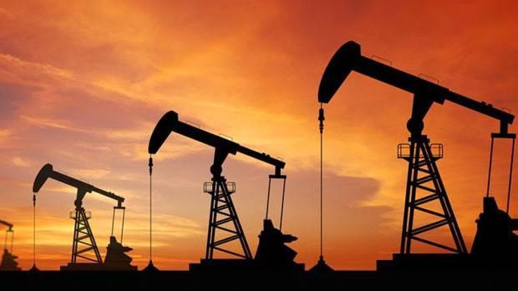 Brent petrolün varil fiyatı 55 doları zorluyor
