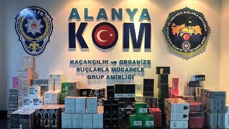 Alanyada kaçak parfüm operasyonu