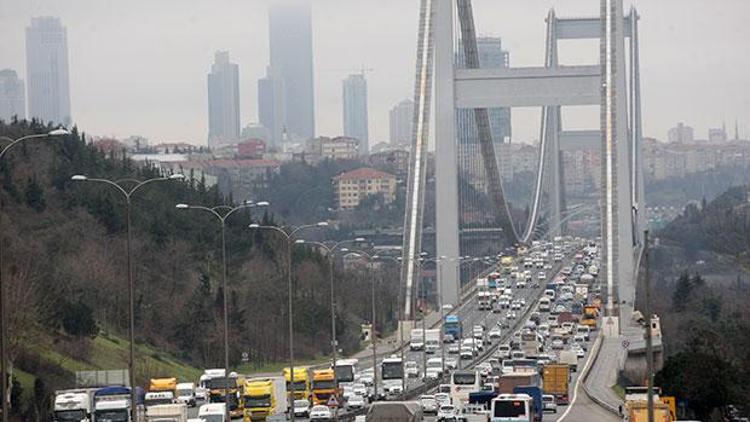 Pazartesi günü okullar açılıyor İstanbulun en kritik 23 bölgesinde yol çalışması var