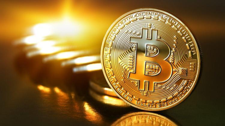 Bitcoin alıp para kazanacaklarını düşünenleri korkutan açıklama