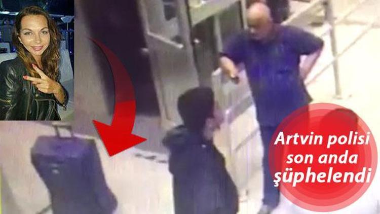 Valizden şüphelenen polis Rus kadını kaçmak üzereyken yakaladı