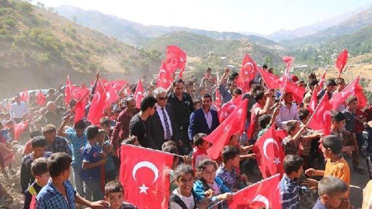 Şemdinlide güvenlik korucusunun taziyesinde PKKya tepki