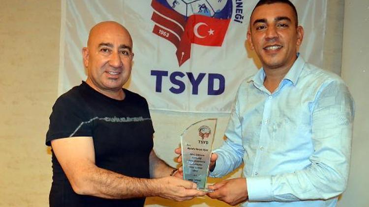 TSYDde Adana Şubesinden futbol eğitim semineri