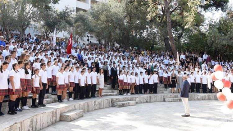 20’nci yılın ilk ders zili çaldı