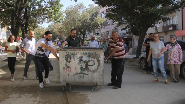 Kıbrıs Caddesi altyapı mağduru