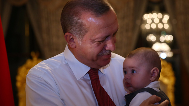 Cumhurbaşkanı Erdoğan o fotoğrafın hikayesini anlattı
