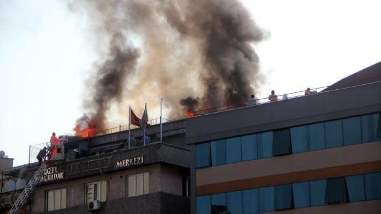 Zonguldakta çatıda çıkan yangın 1 saatte söndürüldü