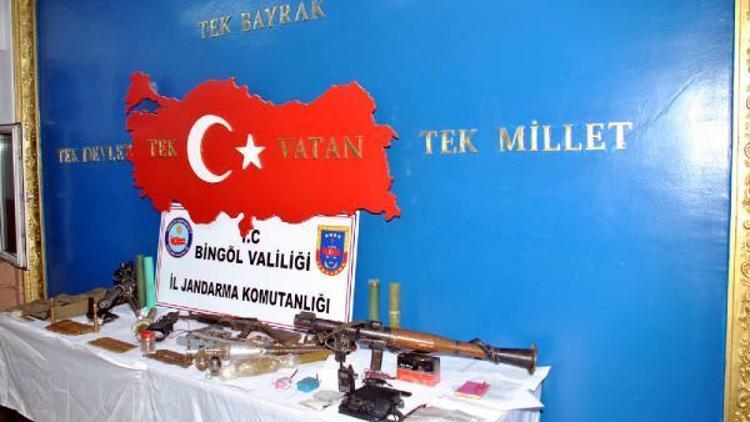 Bingölde PKKya ait silah ve cephane ele geçirildi
