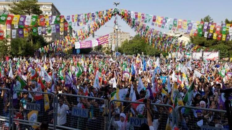 HDPden Diyarbakırda Adalet, Vicdan ve Demokrasi mitingi