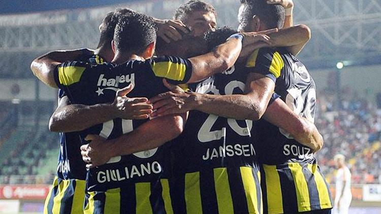 Fenerbahçe Alanya karşısında nefes aldı 5 gol...