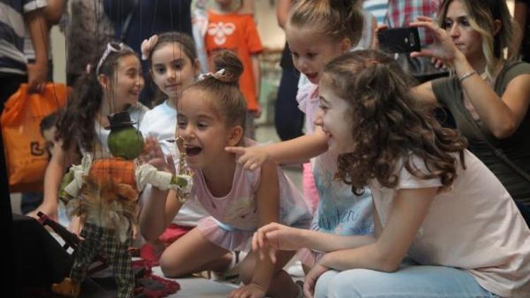 Uluslararası Sokak Gösterileri Festivali İstanbulda yapıldı