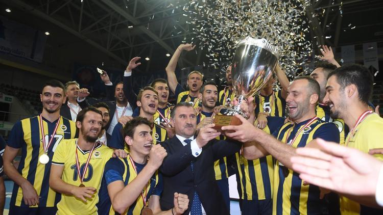Sezonun ilk kupası Fenerbahçenin