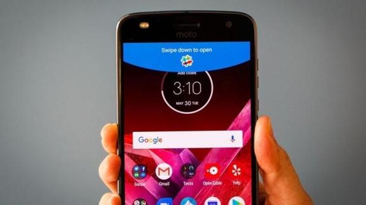 Moto Z2 Play resmen tanıtıldı İşte özellikleri ve fiyatı