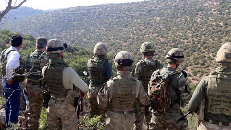 Vali Atik, 12 PKKlının öldürüldüğü operasyon bölgesinde