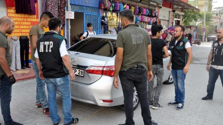 Narkotimden okul önlerinde uyuşturucu denetimi