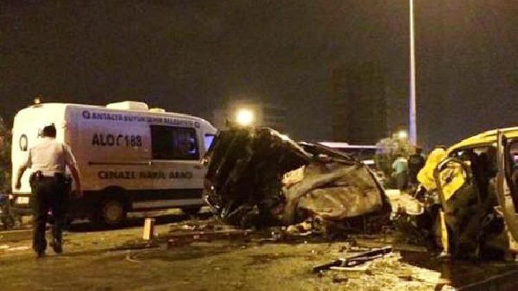 Antalyada kaza: 4 ölü