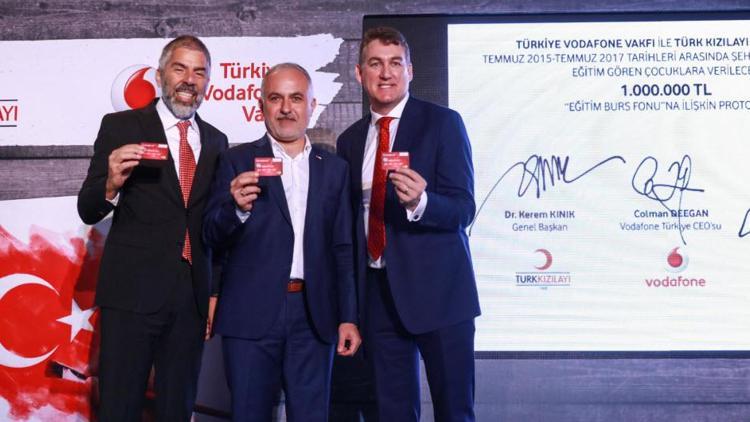 Türkiye Vodafone Vakfı eğitim destek fonunun ilk yarısını şehit ailelerine aktardı