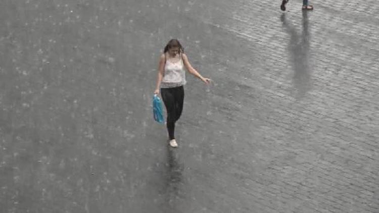 İstanbulda yağmur başladı (2)