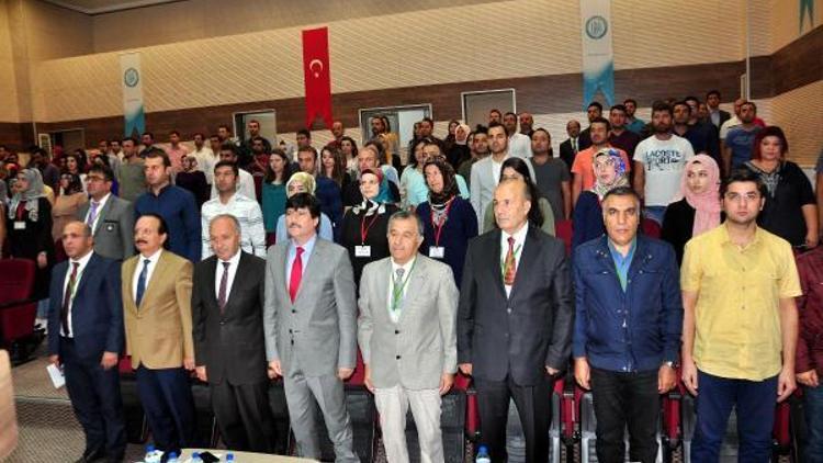 Bitlis’te 1. Matematik Öğretmenleri ve Anlatım Teknikleri Konferansı Başladı