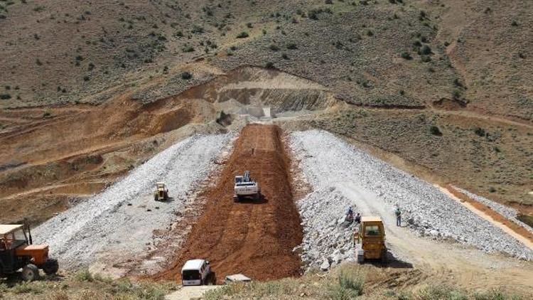 Çörekdere Barajı ile 3 bin 900 dekar arazi sulanacak