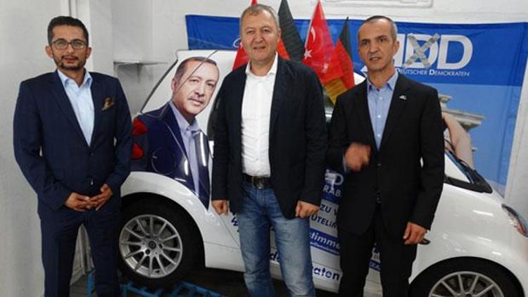 AD-D seçim otomobilini Erdoğana hediye edecek
