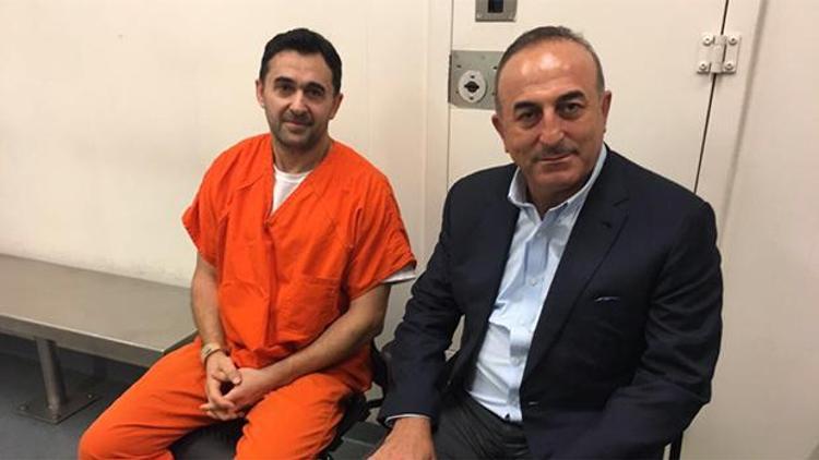 Çavuşoğlu, Washingtonda tutuklu 2 Türkü ziyaret etti