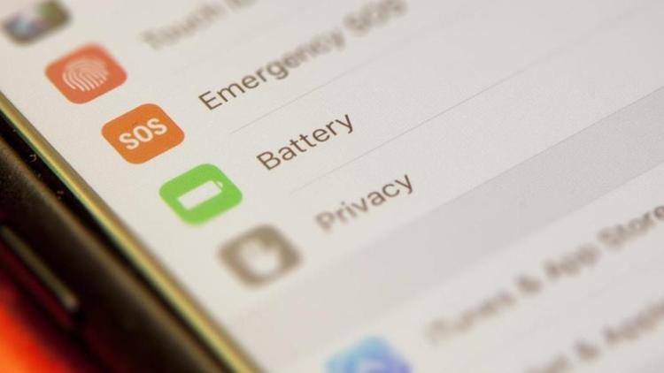 iOS 11 yüklü iPhoneların bataryası çabuk tükeniyor