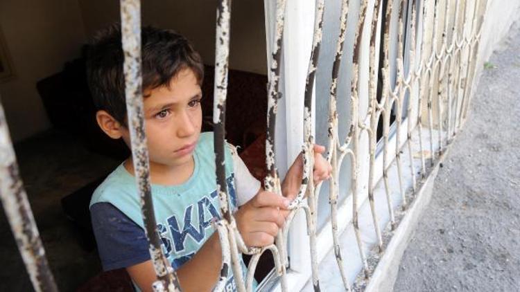Evlerinde aç kalan Suriyeli çocuklar Sevgi Evlerine yerleştirildi