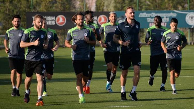 Atiker Konyaspor, Vitoria SC maçı hazırlıklarını sürdürdü