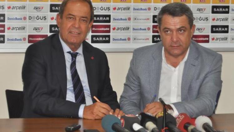 Eskişehirspor Yücel İldiz ile sözleşme imzaladı