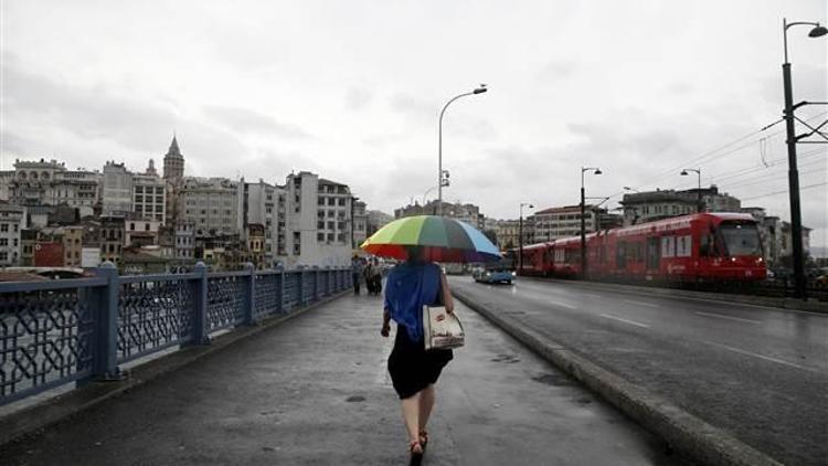 Meteorolojiden İstanbullulara uyarı: Çok kuvvetli sağanak yağış geliyor