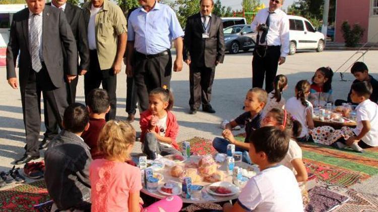 Çocuklara kahvaltının önemi anlatıldı