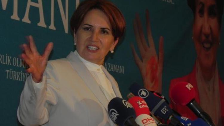 Akşener: Hiçbir partinin devamı değiliz, Türkiye’nin partisi olarak tescillendik