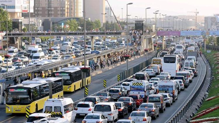 Vah İstanbul En iyi ve en kötü trafiğe sahip şehirler belirlendi...