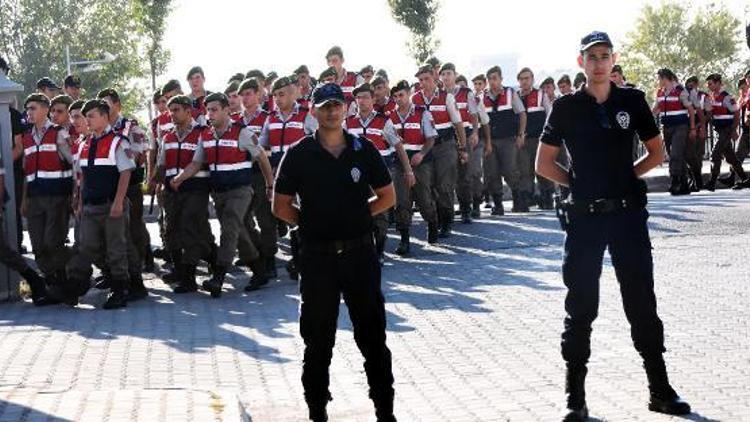 FETÖ sanığı Yüzbaşı Gülmez, internete bağlıyken ByLock kullanılmış