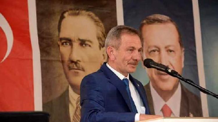 Bayramiç AK Parti’de Başkan Demirsöz güven tazeledi