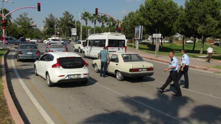 Festival yolunda şüpheli araç paniği