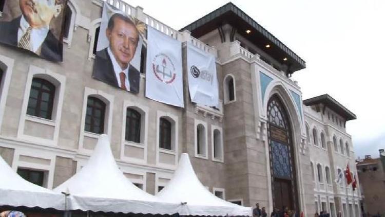 fotoğraflar/Erdoğan Cuma namazını Fatihte kıldı,mezun olduğu okulun açılışına katıldı
