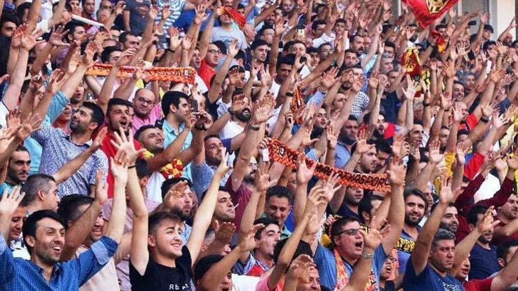 Yeni Malatyaspor taraftarları Kerkük için tek yürek