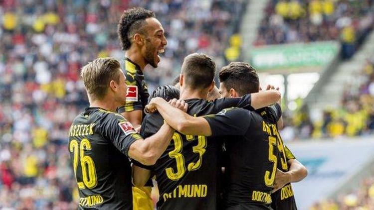 Ve Borussia Dortmund zirvede