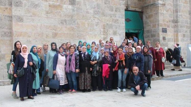 Gökçeada Belediyesi Bursaya kültür gezisi düzenledi